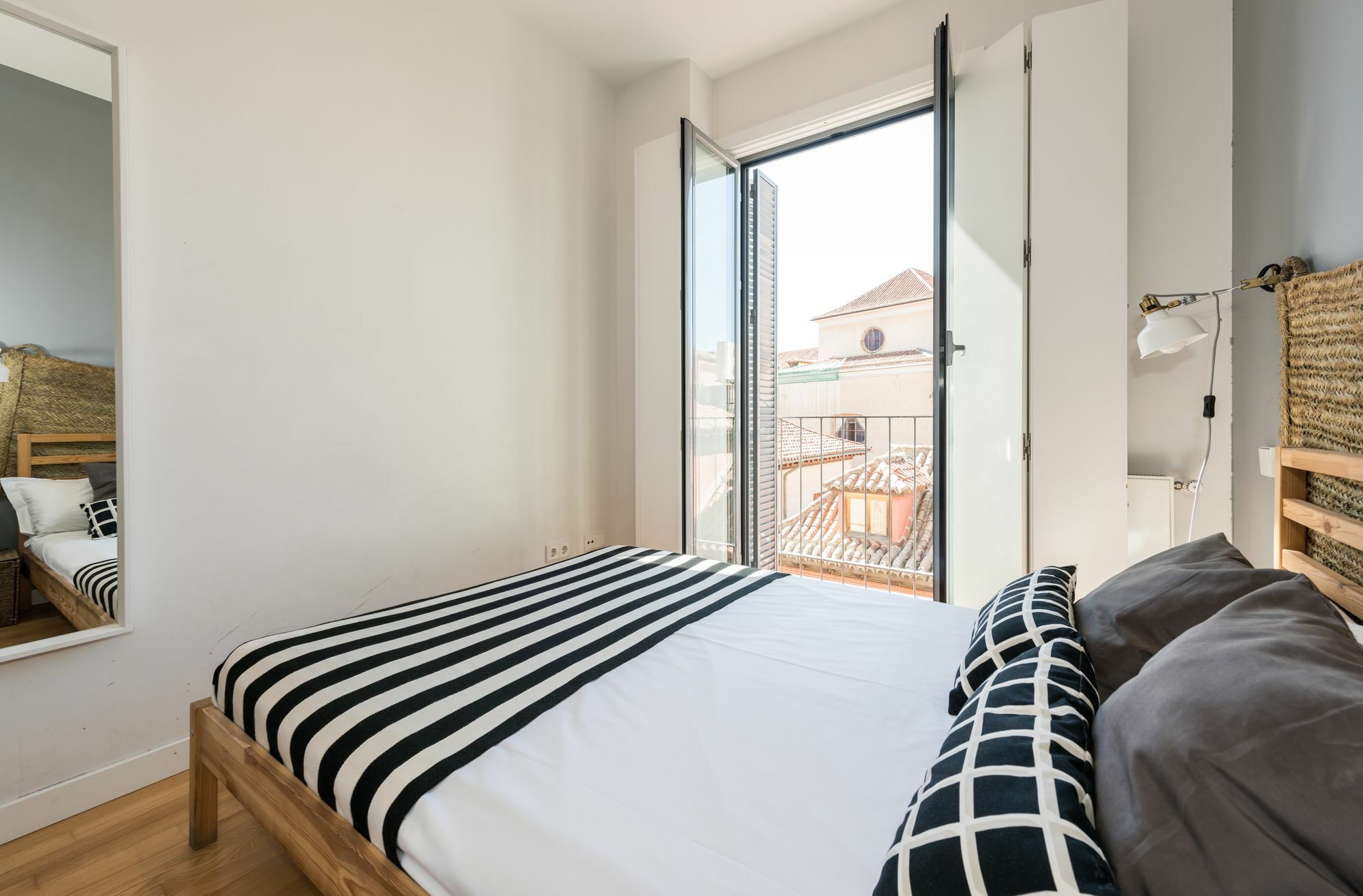 Smartrental Madrid Puerta Del Sol Exterior foto